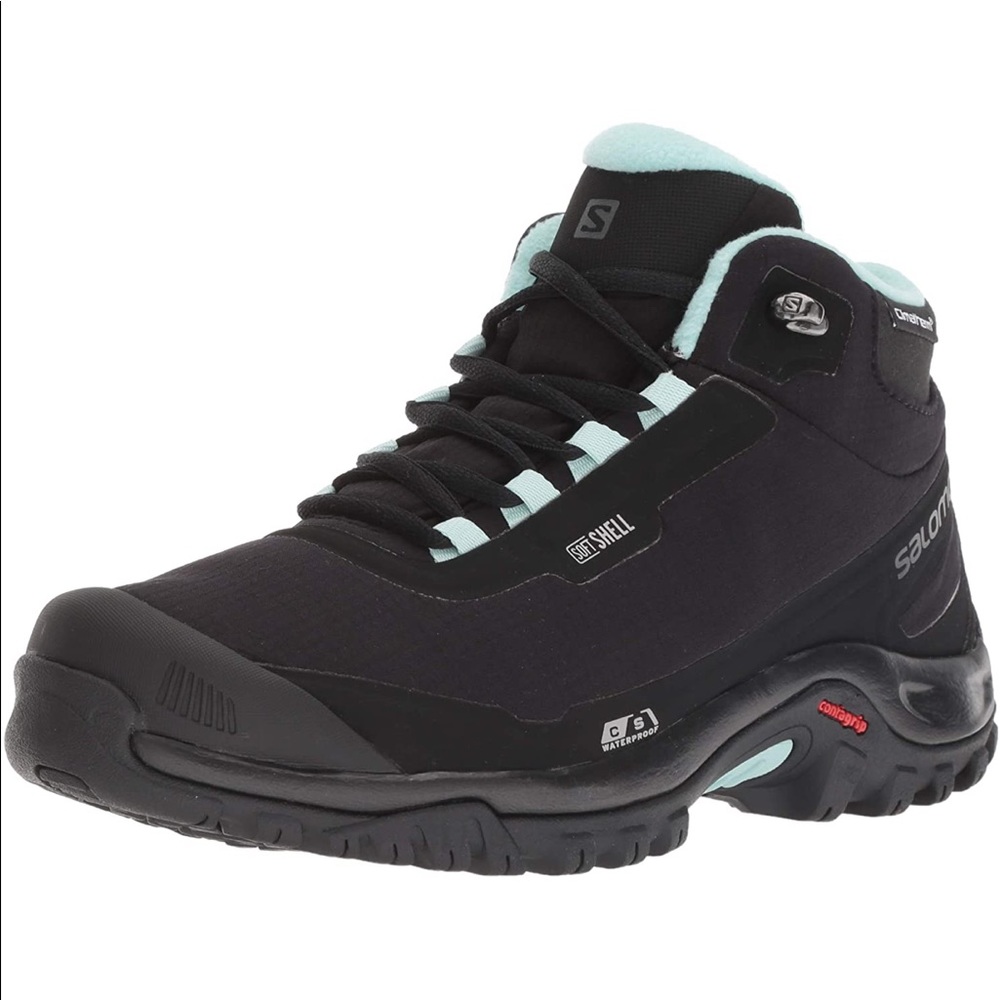 Brand new womens size 7 Salomon Shelter Hiking boot. Soft shell waterproof.